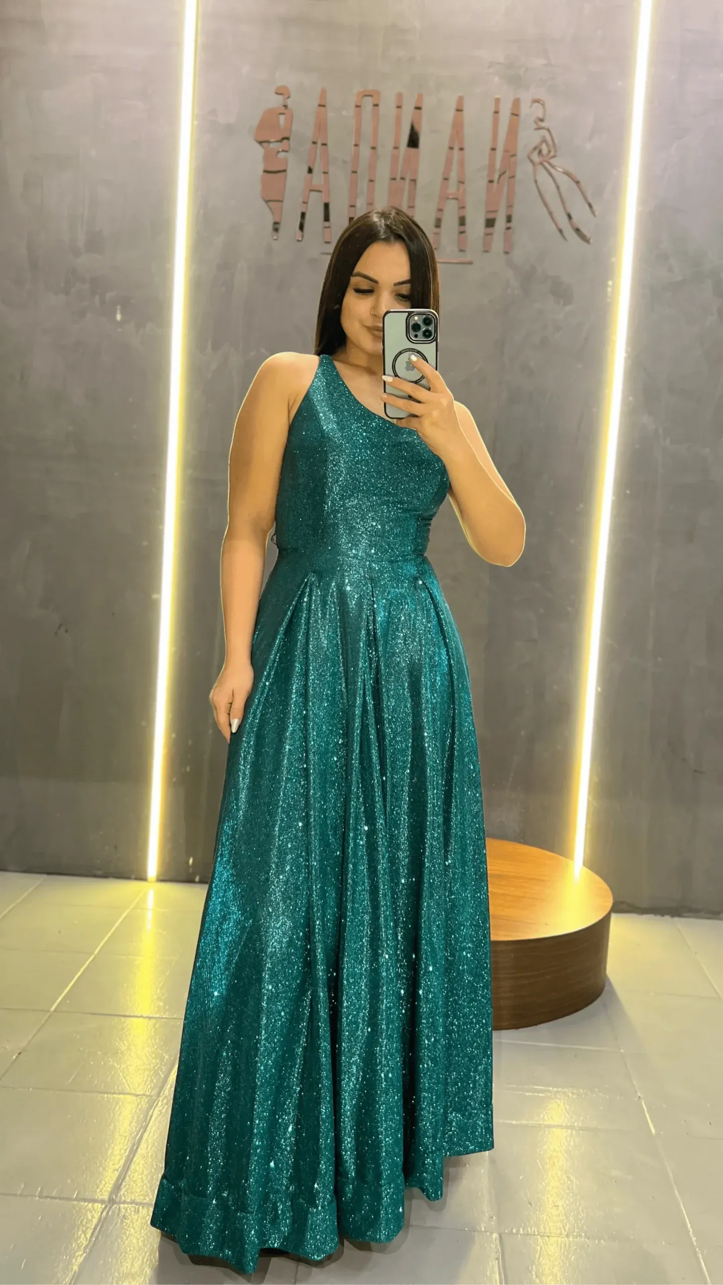 Traje alugado na Nanda Dress Suits